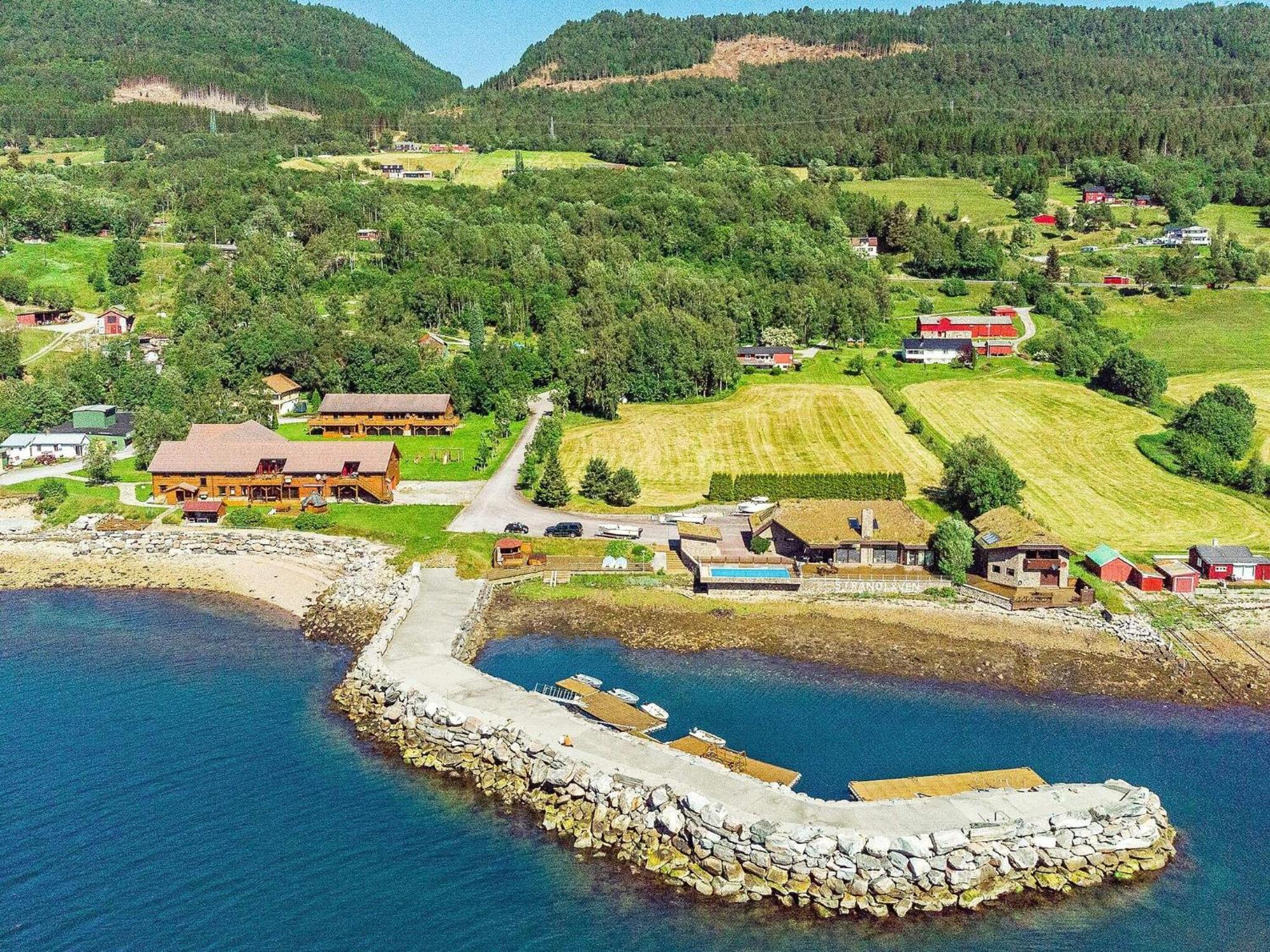 Holiday Home Høvik II Rød Eksteriør bilde
