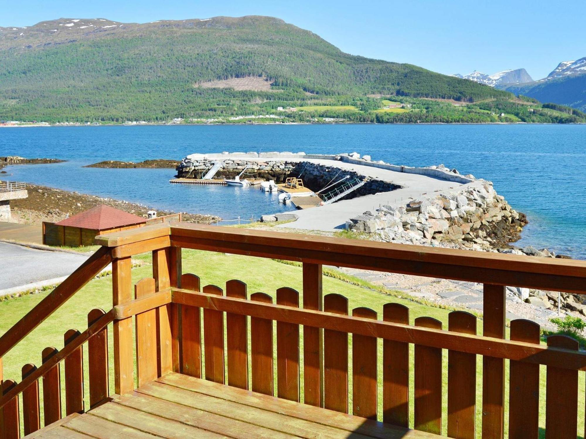 Holiday Home Høvik II Rød Eksteriør bilde